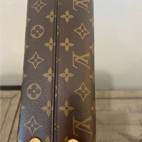 Louis Vuitton Cluny bb - Picture 8 of 10